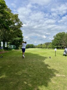 Golfer enjoying the golf day