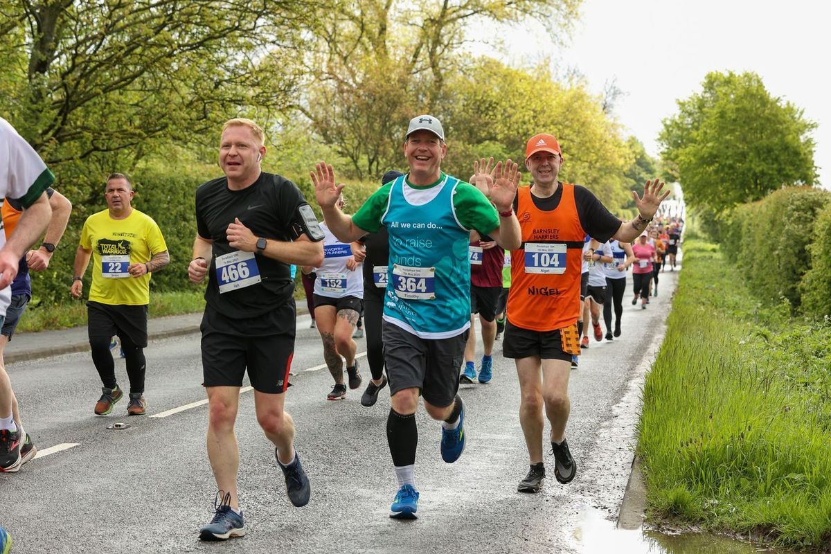 Pontefract 10k Hospice runner